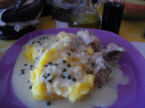 Кролик..сливки...полента э озеи (polenta e osei)...